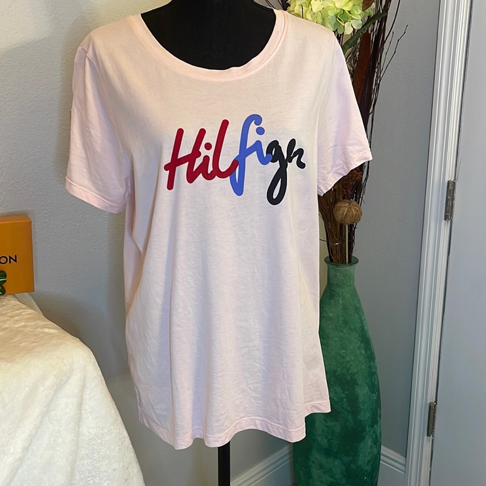 Tommy Hilfiger T-Shirt.
